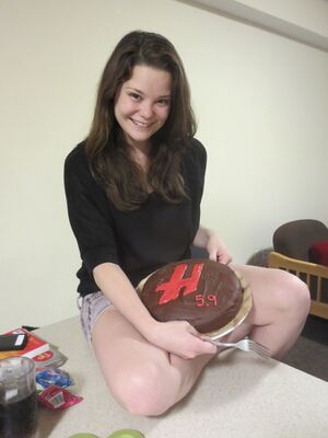 Ella dawson herpes cake.jpg