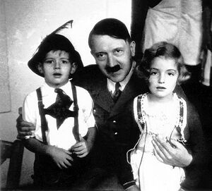 Hitler and children yet again.jpg