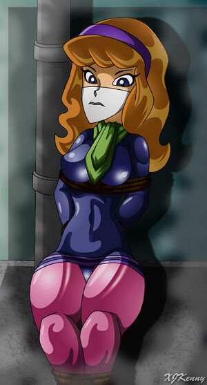 Daphne poses 18 by xjkenny.jpg