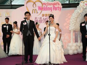 Mcdonalds-wedding-party-hong-kong-1.jpg