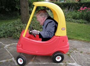 Trump Cart.jpg