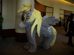 Derpy hooves by xxsofiex-d5gima5.jpg