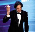 Daniel Day Lewis accepts his Oscar