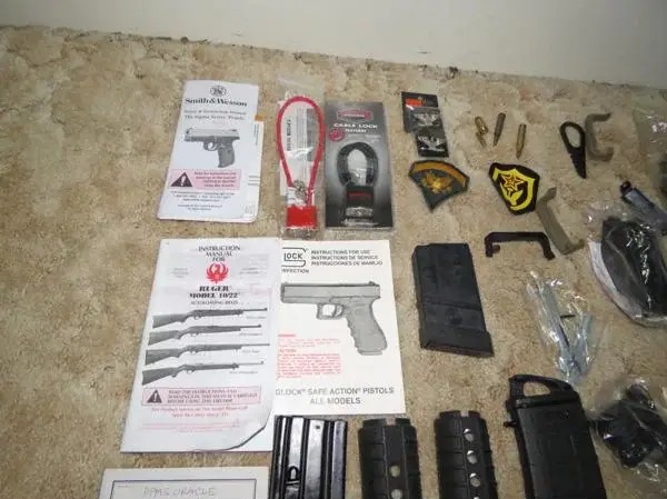 File:Chris gun stuff 2.jpg