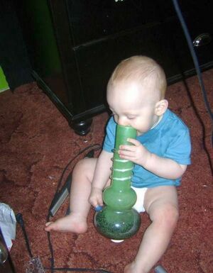 Baby Bong 2.jpg