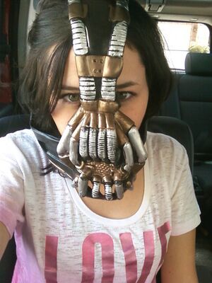 Bane CosPlay Girl Mask.jpg