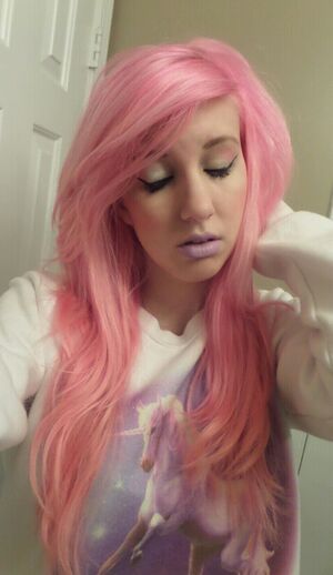 Pinkieponypinkmakeup.jpg