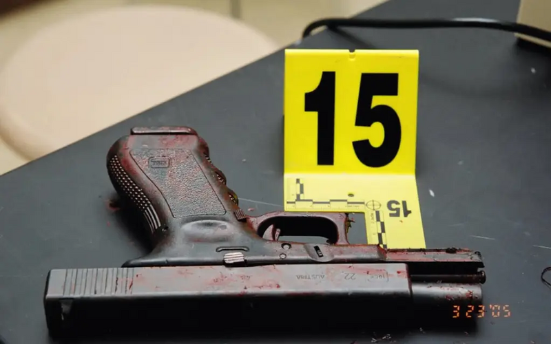 File:Red Lake Glock 1.png